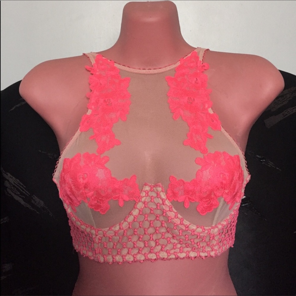 New VS Bralette